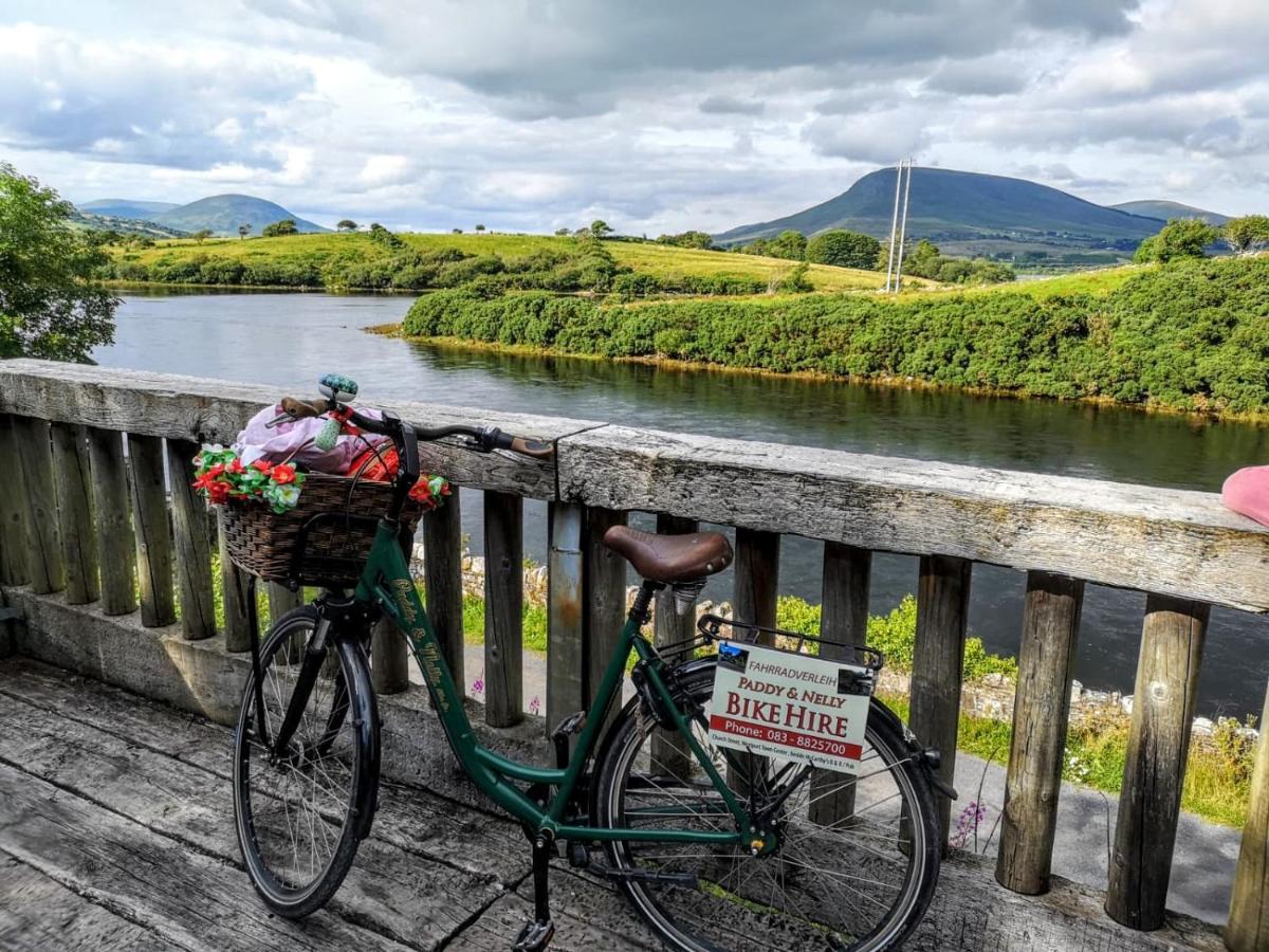 Nellys Bed And Bikes Hotel Westport Exterior foto