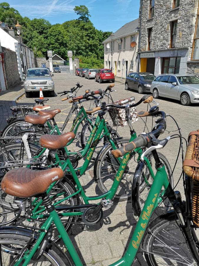 Nellys Bed And Bikes Hotel Westport Exterior foto